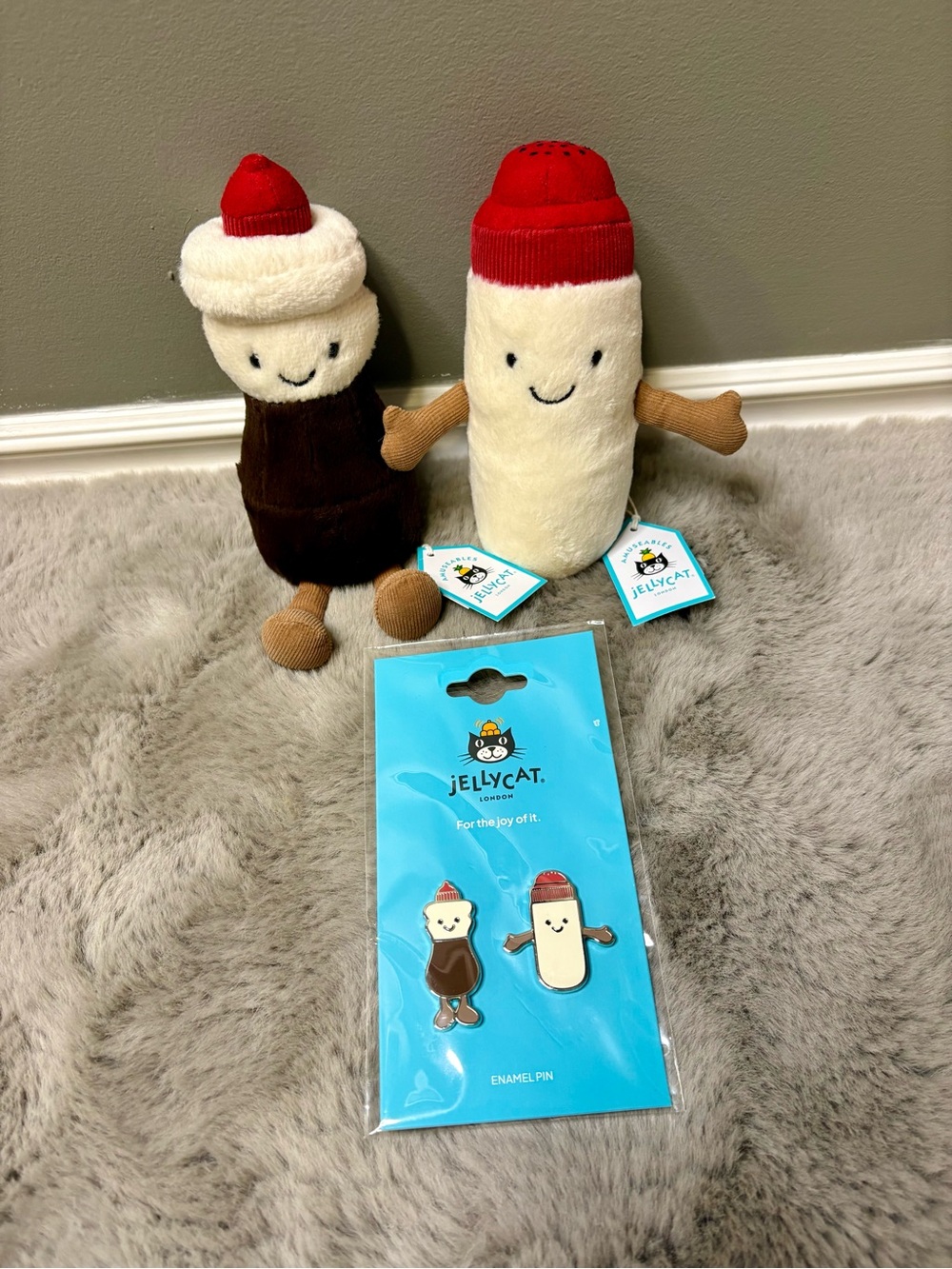 Jellycat UK Exclusive Salt and Vinegar BNWT Pins included